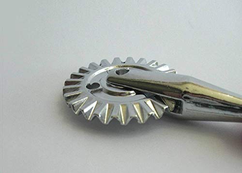 Tredoni 1.6" Pastry Wheel - Dough Stamp Cutter/Crimper, Pasta/Ravioli/Pie Maker, 4cm Stainless Steel Wheel, Easy-grip Handle, Multicolor