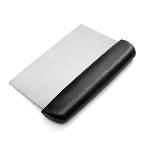 New Star Foodservice Bakery-Grade Stainless Steel Dough Scraper with Black Plastic Handle, 6 x 3 Inch Bench Scraper, Pastry Cutter, Dough Divider, Baking Prep Tool