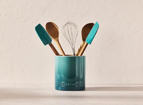 Le Creuset Silicone Signature Medium Spatula, Riviera - color: Riviera, style: Medium Spatula