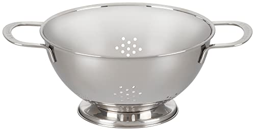 Le Creuset Set of 3 Stackable Colanders - style: Colanders