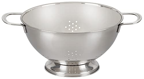 Le Creuset Set of 3 Stackable Colanders - style: Colanders