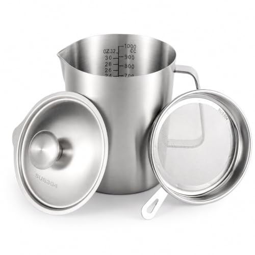 304 Stainless Steel Measuring Cup with Lid, Strainer, 32oz pitcher for Milk
