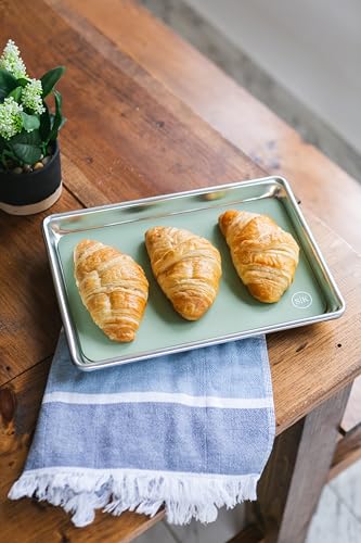 The Silicone Kitchen Reusable Silicone Oven Baking Mats Gift Set Bundle, 2 Half-Sheet, 2 Quarter-Sheet, Sage Green, Dark Gray - color: Green, size: Gift Set (2 Half + 2 Quarter Sheets)