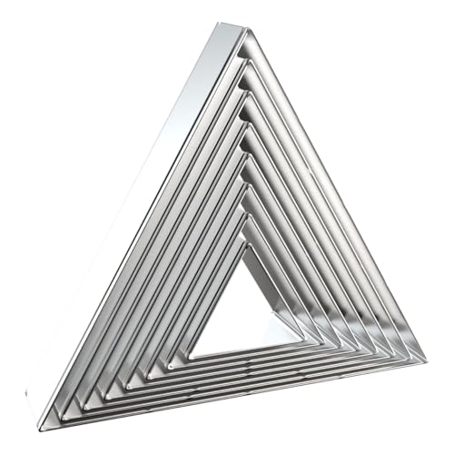 Triangle Cookie Cutter Set 8-Piece 1.5" to 5" by QAAQS - color: Triangle