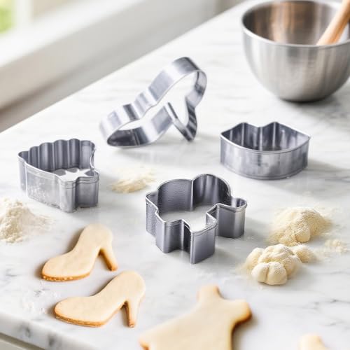 4pcs Princess Cookie Cutter Set, Food Grade Stainless Steel Shapes - color: Princess