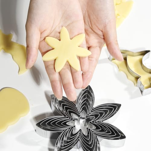 7 Pcs Flower Cookie Cutters - 4.5", 3.7", 3.5", 3", 2.5", 1.9", 1.7"