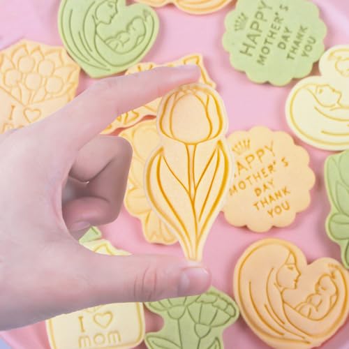Mother‘s Day Cookie Cutters, 8Pcs 3D Plastic Cookie Molds Thank You Rose Tulip Shape Biscuit Cutters for Mother's Day or Birthday Party Baking Cutting Tool(E8) - color: E8