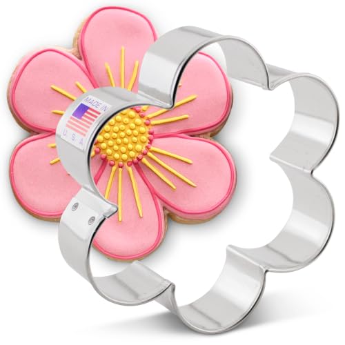 Ann Clark Scalloped Edge Flower Cookie Cutter, 3-3/4" Made in USA