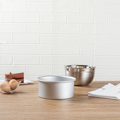 Restaurantware-Met Lux 6 x 3 Inch Straight-Sided Baking Tins, 12 Round Cake Pans - Oven-Ready, Freezable, Anodized Aluminum Round Baking Pans, Greaseproof, For Layer Birthday Cakes - size: 6 x 3 inch (Pack of 12)