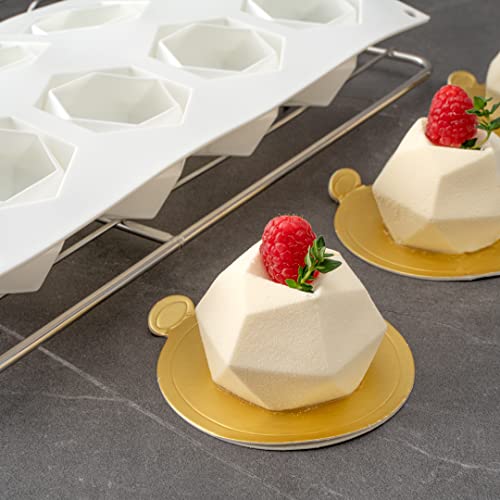 Restaurantware-Pastry Tek 8 Cavities Diamond Mold, 1 Oven-Ready Baking Mold - Flexible, Freezable, White Silicone Chocolate Mold, Easy Release, For Baking Treats
