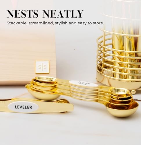 Styled Settings White and Gold Magnetic Measuring Spoons, 8-Piece - color: White & Gold