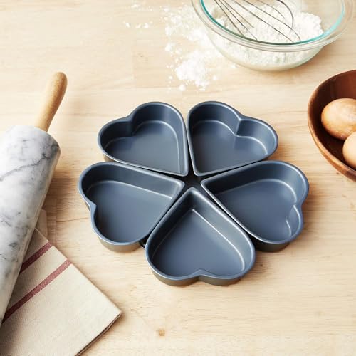Fox Run Linked Heart Cake Pan, 4-Inch Hearts, Nonstick Heat Shaped Cake Pan - style: Linked Heart Pan