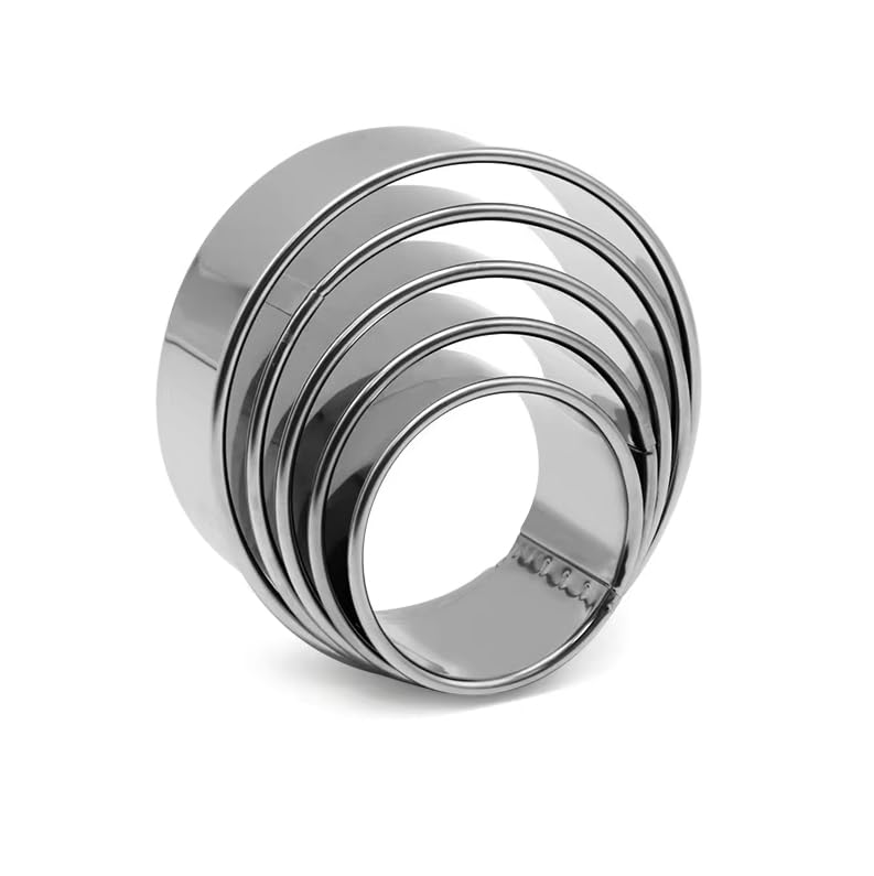 5 PCS Round Cookie Cutter Set，Stainless Steel Circle Cutters Donut Cutter for Baking, Biscuits, Cakes, Sandwiches