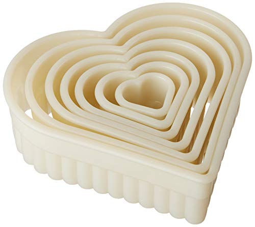Mercer Culinary 7-Piece Heart Fluted Nylon Cutter Set - style: Heart Fluted