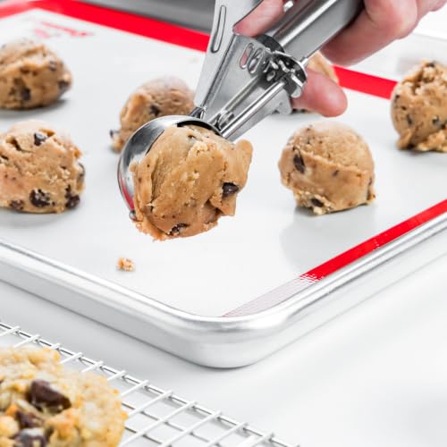 Fat Daddio's SCTP-16 Stainless Steel Cookie Scoop, No. 16, 4 tbsp - size: Large