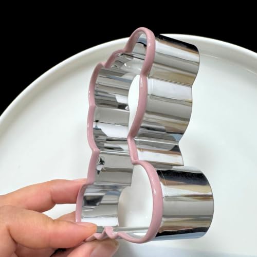 LUBTOSMN Bear Cookie Cutter, 3.5 Inch Silicone Rim Baking Cutter