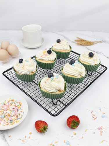 Heart Shaped Silicone Cupcake Liners, 6 Pack Reusable Non-Stick Baking Molds for Muffins, Cupcakes, Oven Safe, Dishwasher Safe (Green)