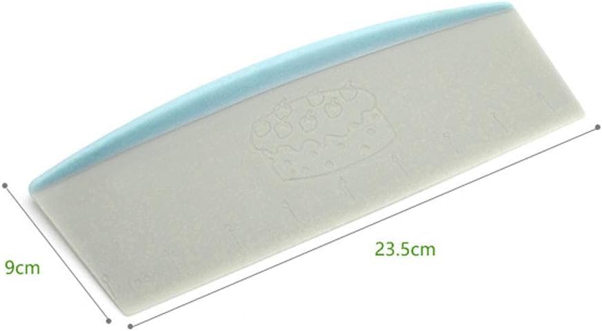 Plastic Pastry Bench Scraper Chopper Cake Cutter with Measuring Scale Multipurpose Kitchen Gadget Pizza Cutters for Cooking Baking Bread and Pizza Dough Kitchen and Dining