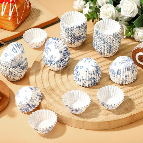 Jetec 800 Pcs Mini Cupcake Liners Disposable, 1.3 x 0.8 Inch, Blue, Flower