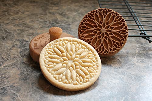 Large Wood Cookie Stamp, 3.1 inch (Amiens Cathedral CS8-019) - color: Amiens Cathedral CS8-019