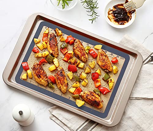 GUANCI Silicone Baking Mat Set of 4, 2 Medium 16.5"x11.6", 1 Small 11.8"x8.4", 1 Piece 9" Round, All Mats 0.7mm Thick, Food Grade Non-Stick Reusable Baking Mats for Pizza, Bread, Pastry, Macarons - color: A-4Grey