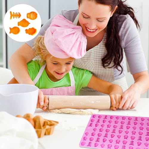 2 PCS Gummy Fish Candy Molds Silicone, Cat Dog Treat Molds,152 Cavity Fish Mini Silicone Mold for Chocolate, Fondant, Candy, Biscuits, Cookie, Jelly and Cat Dog Training Commands Concept - style: Mini Fish