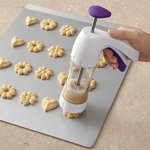 Wilton Simple Success Cookie Press with Discs, 13-Piece