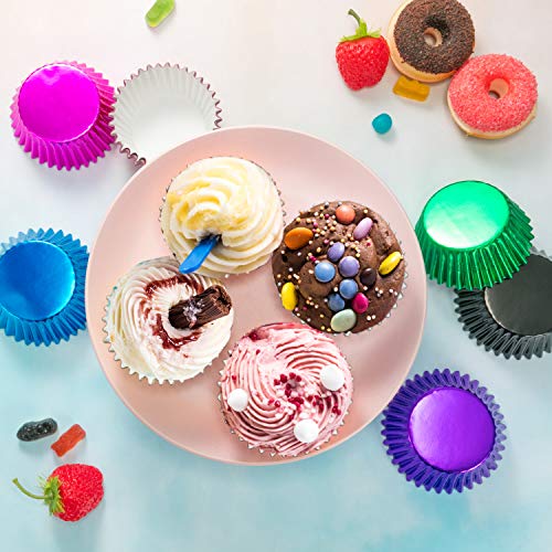 Sumind 200 Pieces Foil Cupcake Liners Metallic Standard Size 2 Inch Baking