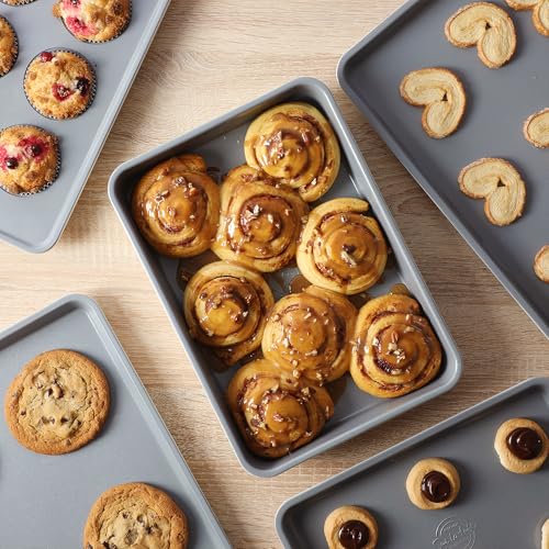 Sur La Table Kitchen Essential Bake Sale 9 X 13 Inch PFOA, PFAS, PTFE Free Nonstick Roaster/Cake/Baking Pan - Linen White - size: Roaster Pan (13" x 9")