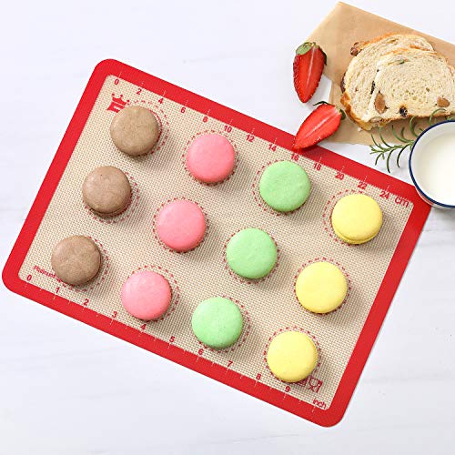 GUANCI Silicone Baking Mat Set of 4, 2 Medium 16.5"x11.6", 1 Small 11.8"x8.4", 1 Piece 9" Round, All Mats 0.7mm Thick, Food Grade Non-Stick Reusable Baking Mats for Pizza, Bread, Pastry, Macarons - color: B-4Red