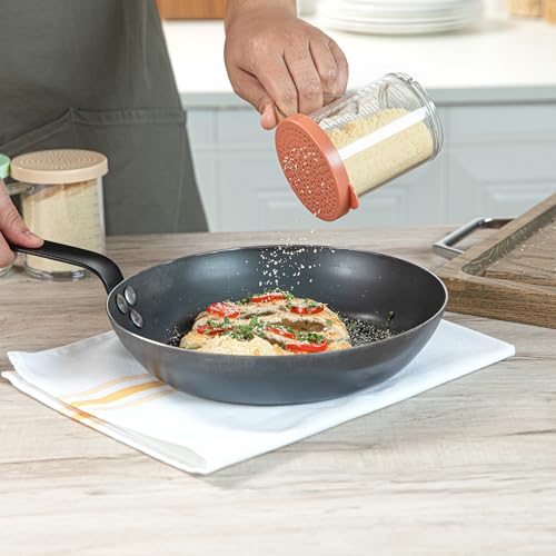 Restaurantware Spice Shaker 1 Count Plastic Shaker, Durable Seasoning Dredge with Rose Medium Lid, Clear Shaker for Commercial Kitchens, Pizzerias, and Bakeries - style: Medium