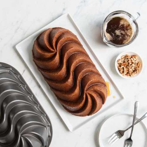 Nordic Ware Heritage Loaf, 6 Cup, Graphite