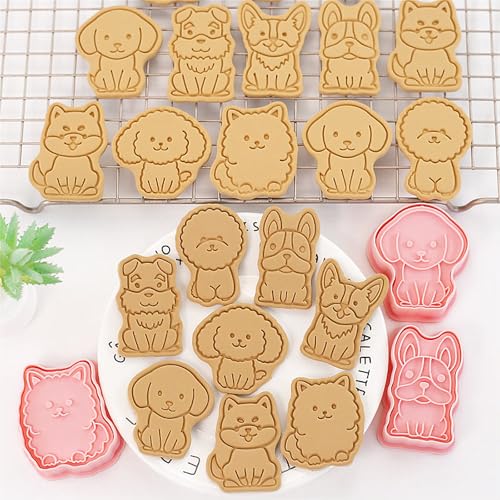 Ishang Dog Shaped Cookie Stamps Set Plastic 8Pcs