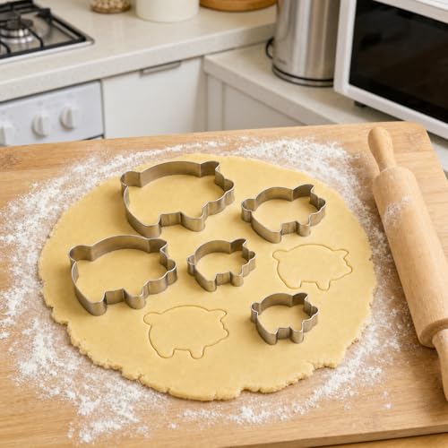 Cookie Cutters, 5 Pack (Pig) - style: Pig