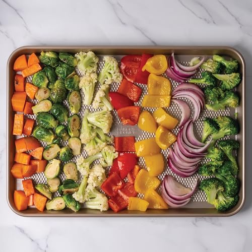 Baker's Secret Baking Sheet Pan Set, 2x Cookie Sheets for Oven 13.8x10', Diamond Texture Premium Air Flow Circulation, Baking Trays, Extra Thick 0.6mm Diamond Base PFOA, PFOS, PTFE and PFAS free - color: Champagne Gold, size: 2 Pack Quarter Sheet