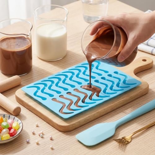 20 Cavity Worm Silicone Chocolate Molds - color: Blue