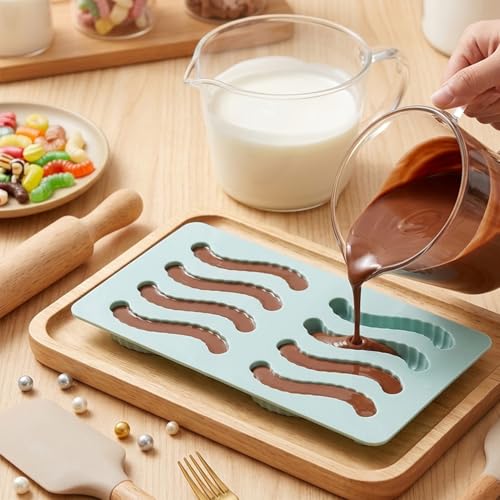 8 Cavity Worm Silicone Silicone Chocolate Molds Set Of 2 - color: Pink and Green