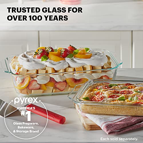 Pyrex Deep Glass Baking Dish with Plastic Lid, Deep Casserole Dish - size: 7x11 (1-Count)
