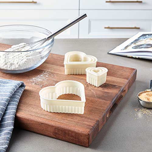 Mercer Culinary 7-Piece Heart Fluted Nylon Cutter Set - style: Heart Fluted