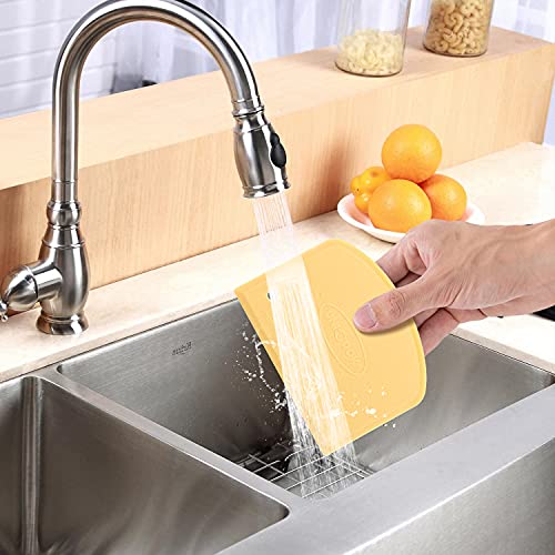 Unicook 2 Pack Plastic Dough Scraper, Nonslip Pizza Cutter