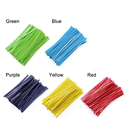 Newkita 100PCS Small Cellophane Bags, 5x7 Clear Gift Rice Crispy Candy Cake Pop Party Favor Bags with 4’’ Ties Christmas Thanksgiving Halloween Treat bags - size: 5x7 Inch