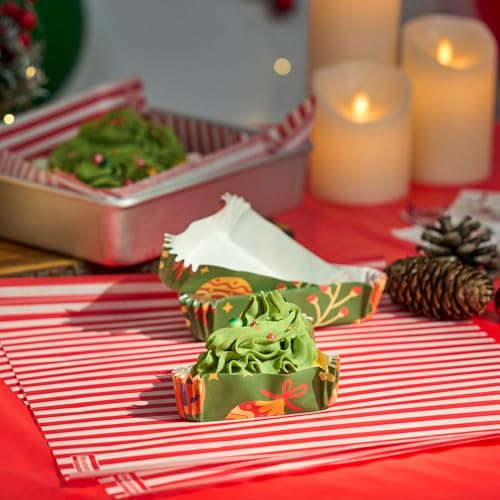 Restaurantware 6.8 oz Paper Baking Cups, Christmas, Greaseproof, 200 Count - color: Christmas