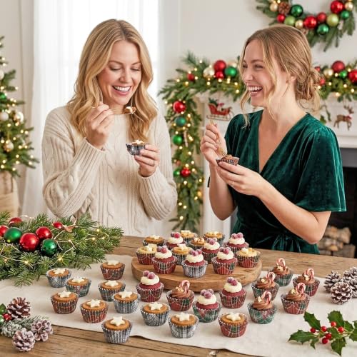 COcnny 600pcs Christmas Buffalo Plaid Mini Cupcake Liner, Small Muffin Wrap - style: Mini Christmas Plaid