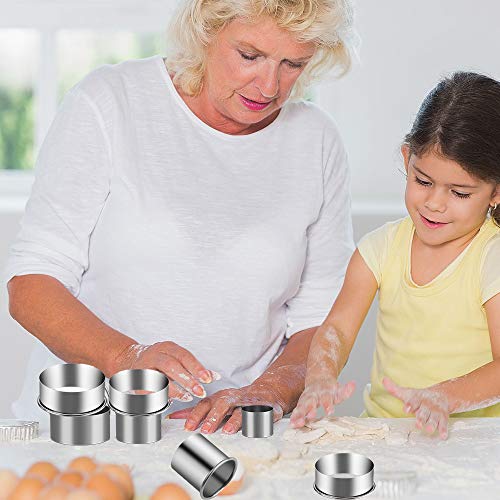 12 Pieces Biscuit Cookie Cutter Set With Tin Box Biscuit Plain Edge Round Cutters Metal Ring Baking Molds, Stainless Steel Cookie Dough Biscuit Muffins Cutters in Graduated Sizes - size: 12 Sizes With Tin Box