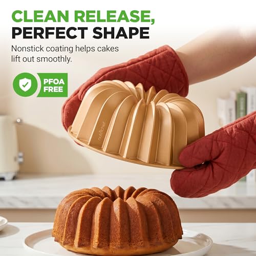 NutriChef Cake Pan - 10 Cups Die Cast Fluted Aluminum Cake Mold, Nonstick for Easy Release and Even Bake, Durable Design, Ideal for Desserts and Casseroles - style: Lines