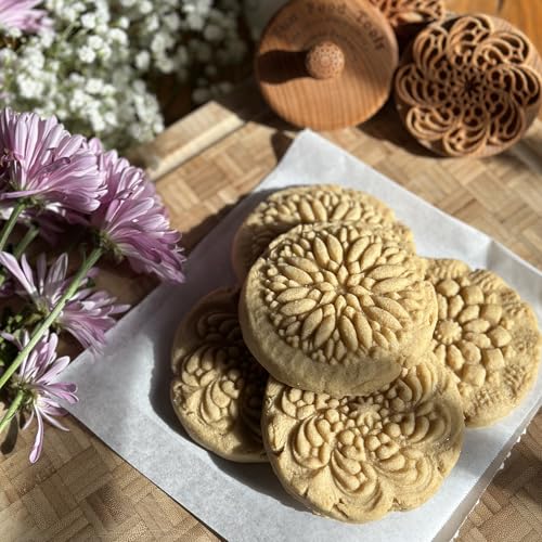 Large Wood Cookie Stamp, 3.1 inch (Amiens Cathedral CS8-019) - color: Amiens Cathedral CS8-019