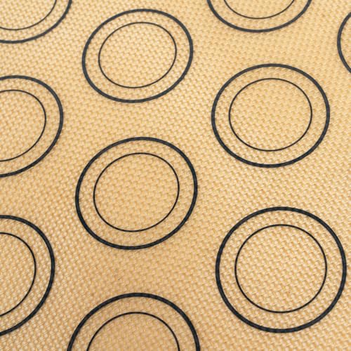 Silicone Baking Mat with 30 Macaron Circles, 41.9 x 29.5 cm, Gray