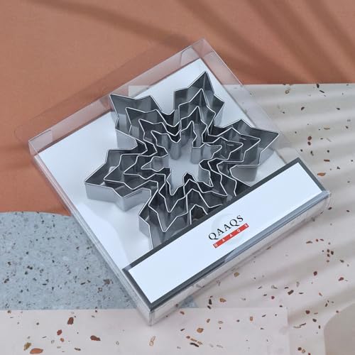 Snowflake Cookie Cutter Set - 5 inch, 4 inch, 3 inch, 2 inch - 4 Piece Christmas Winter Snowflake Cookie Cutters Shapes Molds - Stainless Steel - color: Snowflake