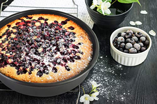 Chicago Metallic 8 Inch Round Cake Pan - size: Single Pan (8-Inch)