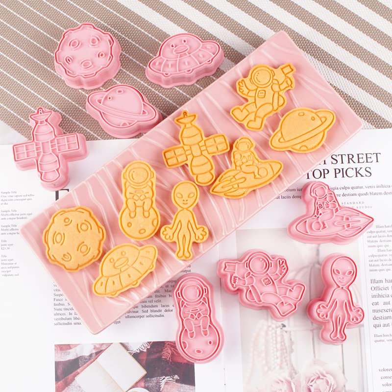 8pcs Cute Astronaut Cookie Cutters,Spacecraft Cookie Stamps Set (Astronaut) - color: Astronaut